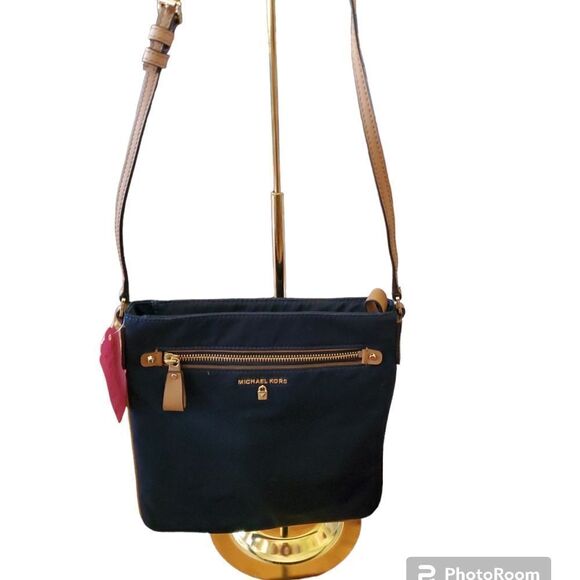 Michael kors crossbody purse - Picture 1 of 6